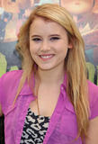 th_59244_Taylor_Spreitler_ParaNorman_Premiere_in_Universal_City_August_5_2012_37_122_22lo.jpg