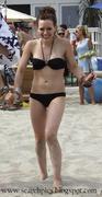 Hilary Duff bikini pics