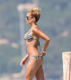 th_31750_Sylvie_van_der_Vaart_Bikini_Candids_on_the_Beach_in_St_Tropez_June_25_2012_03_122_479lo.jpg