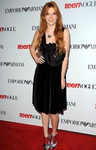 http://img158.imagevenue.com/loc589/th_986160660_BellaThorne_YoungHollyoodParty_2012_30_122_589lo.jpg