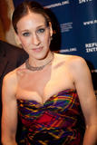 th_29455_Celebutopia-Sarah_Jessica_Parker_appears_at_a_performance_of_the_play_Betrayed-02_122_622lo.jpg