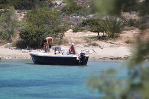 Greek Beach Voyeur Naxos Candid Spy 2-s4iv2vd2xr.jpg